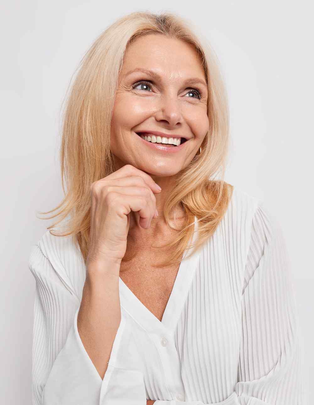 https://smilingclay.com/wp-content/uploads/2023/06/hero_image_02_02.jpg